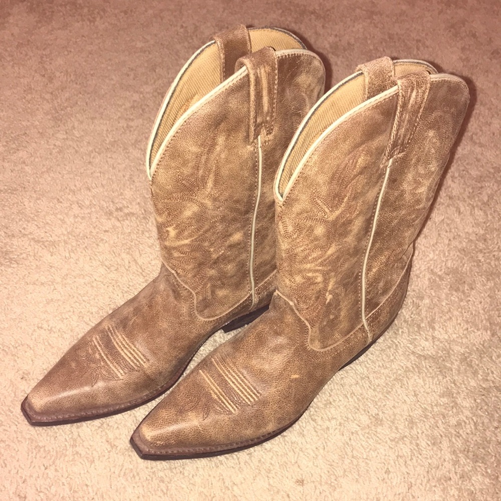 Dingo leather cowgirl boots